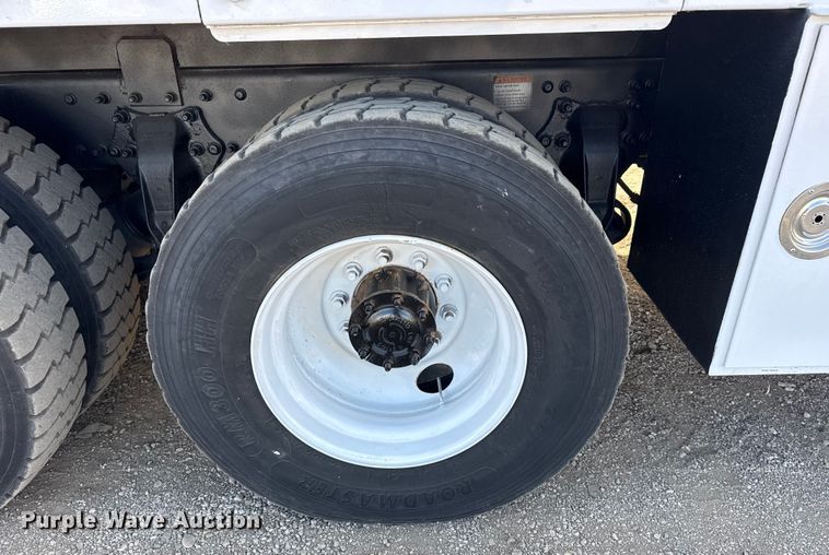 image for item EG2001 2013 Freightliner 108SD crane truck