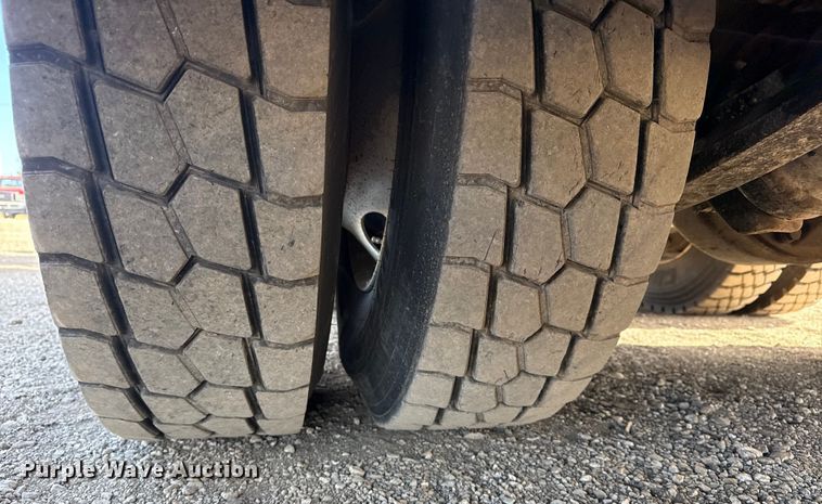 image for item EG2001 2013 Freightliner 108SD crane truck