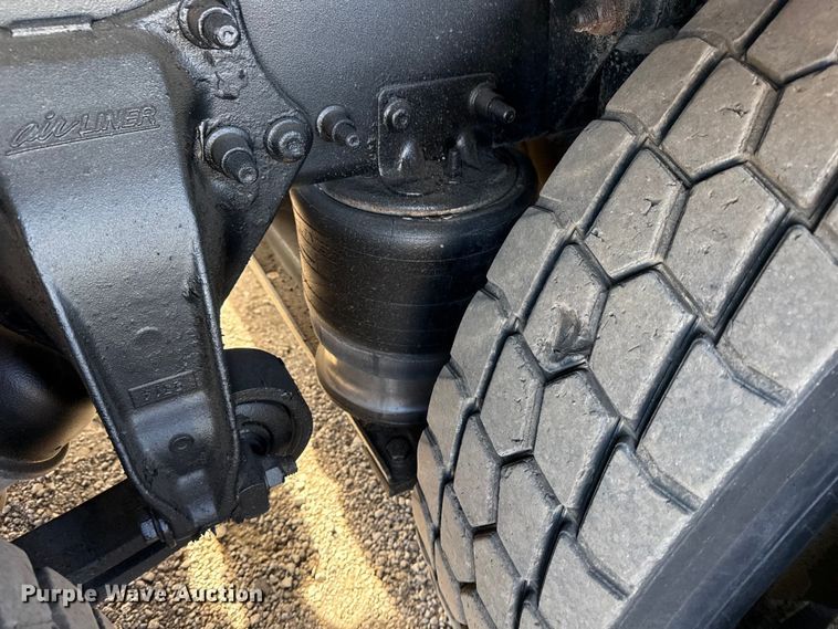 image for item EG2001 2013 Freightliner 108SD crane truck