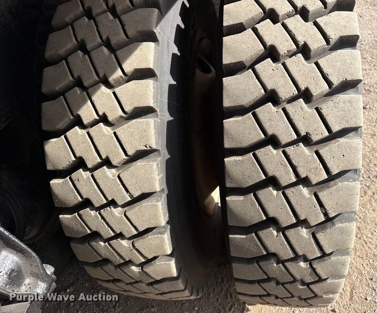 image for item EG2001 2013 Freightliner 108SD crane truck