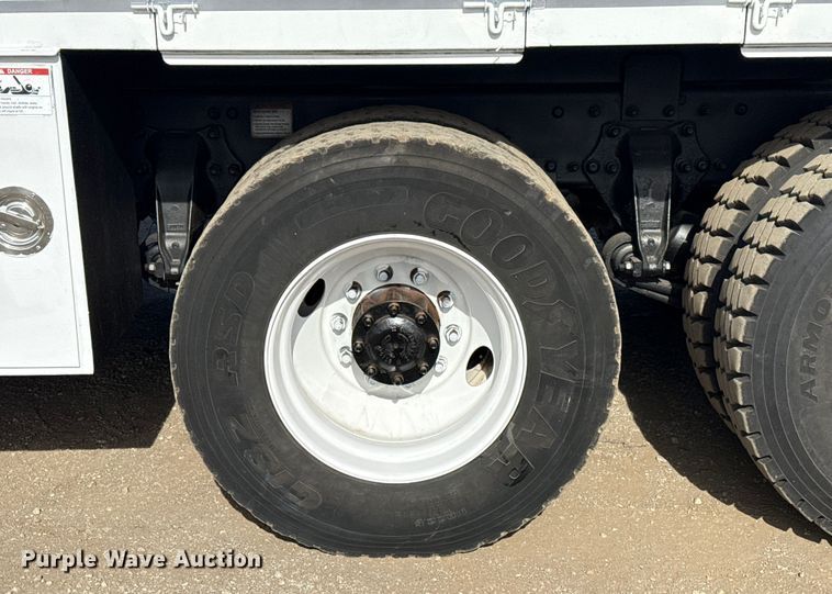 image for item EG2001 2013 Freightliner 108SD crane truck