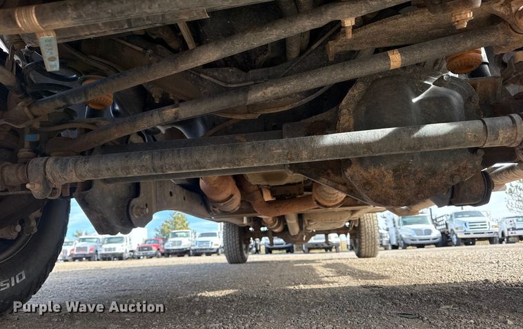 image for item EG2004 2019 Ford F250 XL Ext. Cab pickup truck