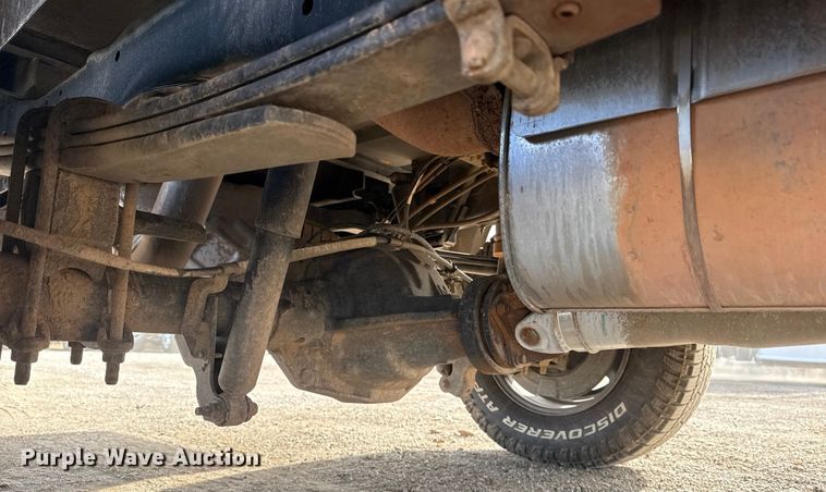 image for item EG2004 2019 Ford F250 XL Ext. Cab pickup truck