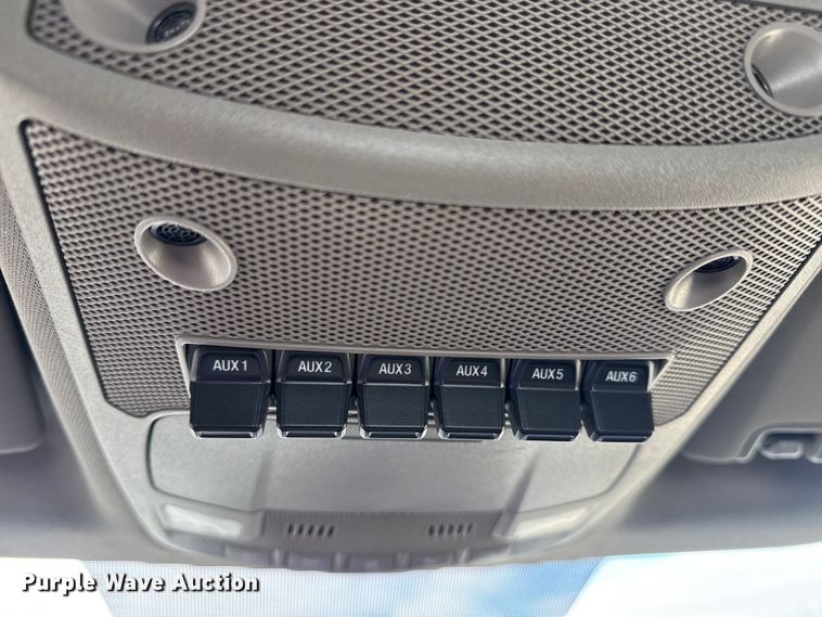 image for item EG2004 2019 Ford F250 XL Ext. Cab pickup truck