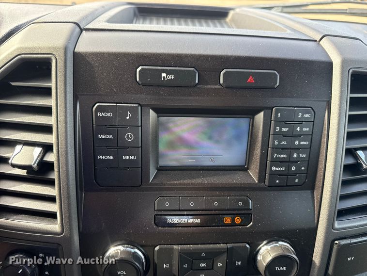 image for item EG2004 2019 Ford F250 XL Ext. Cab pickup truck