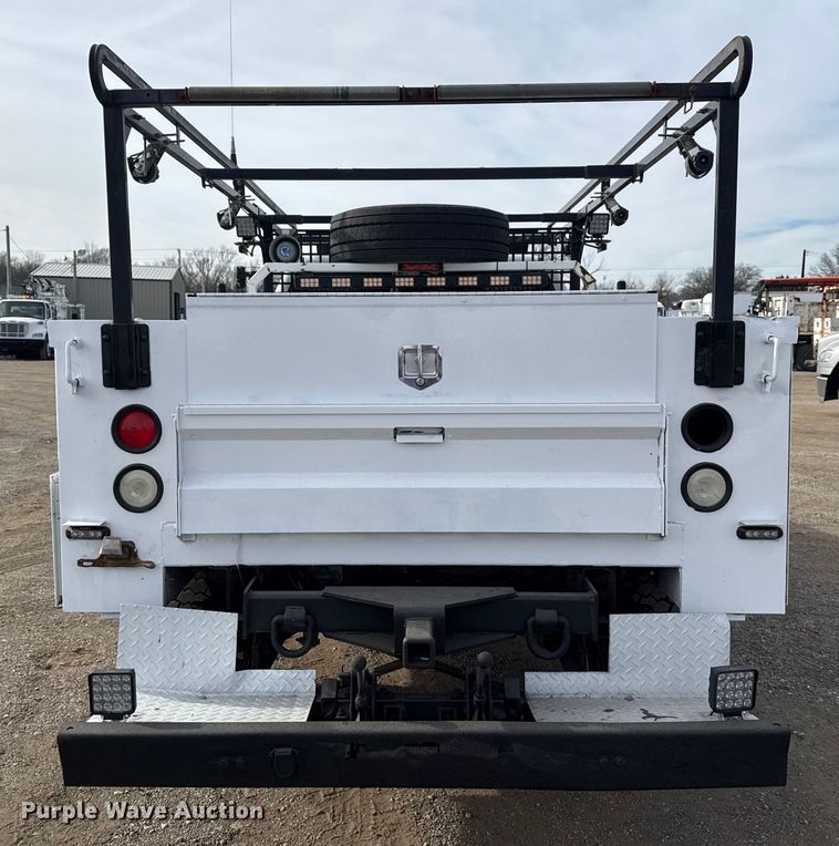 image for item EG2006 2011 Chevrolet Silverado 3500HD Ext. Cab utility bed pickup truck