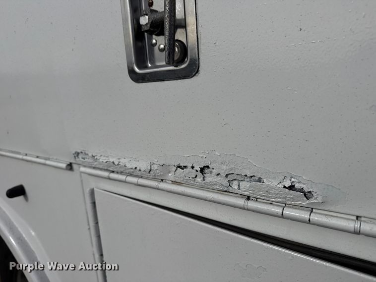 image for item EG2006 2011 Chevrolet Silverado 3500HD Ext. Cab utility bed pickup truck