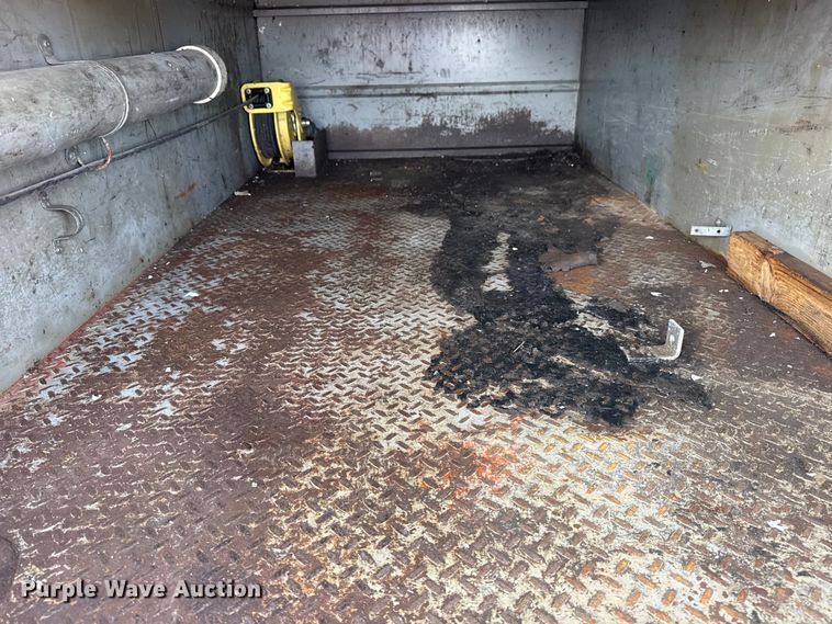 image for item EG2006 2011 Chevrolet Silverado 3500HD Ext. Cab utility bed pickup truck