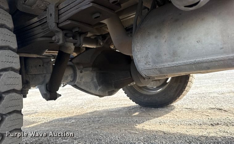 image for item EG2006 2011 Chevrolet Silverado 3500HD Ext. Cab utility bed pickup truck