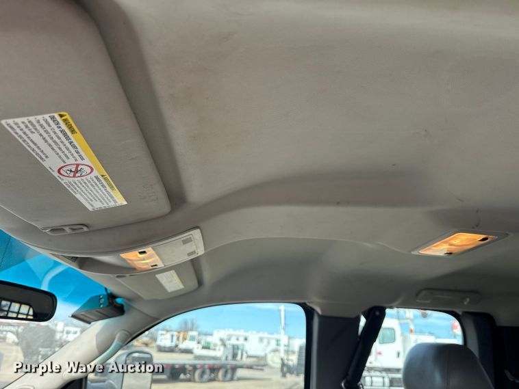 image for item EG2006 2011 Chevrolet Silverado 3500HD Ext. Cab utility bed pickup truck