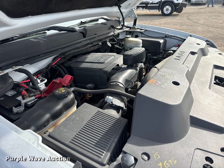 image for item EG2006 2011 Chevrolet Silverado 3500HD Ext. Cab utility bed pickup truck