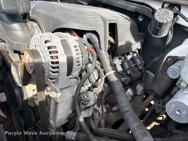 image for item EG2006 2011 Chevrolet Silverado 3500HD Ext. Cab utility bed pickup truck