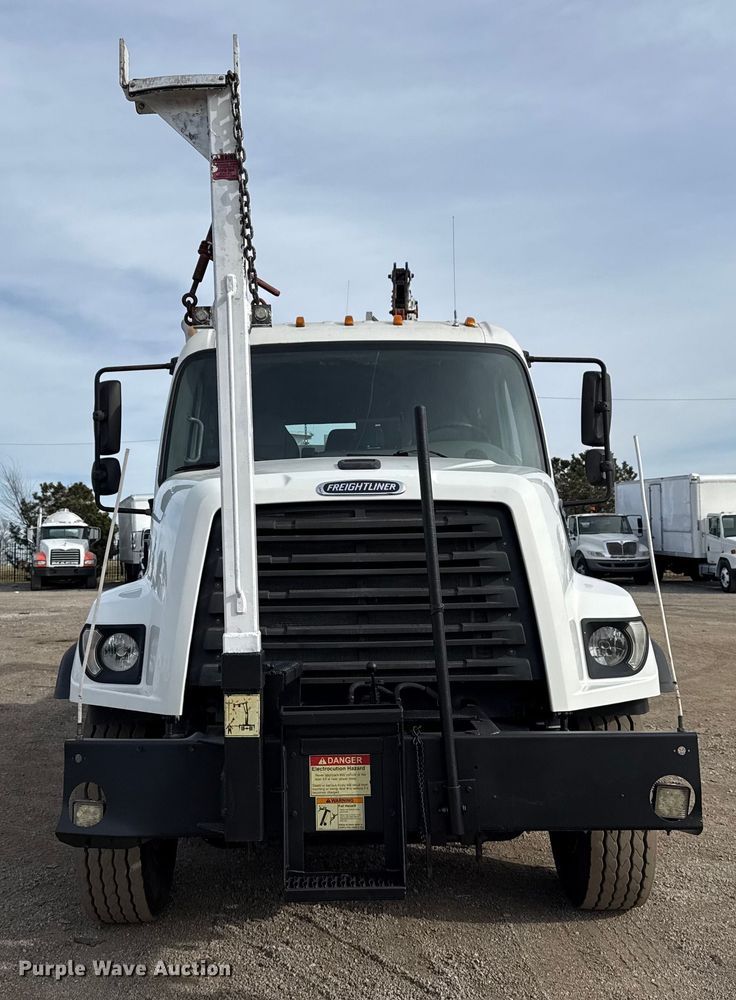 image for item EG2007 2014 Freightliner 108SD crane truck
