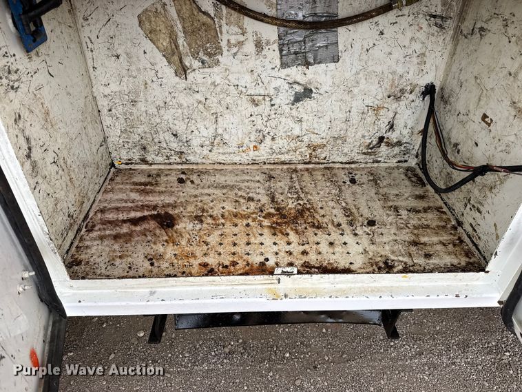 image for item EG2007 2014 Freightliner 108SD crane truck