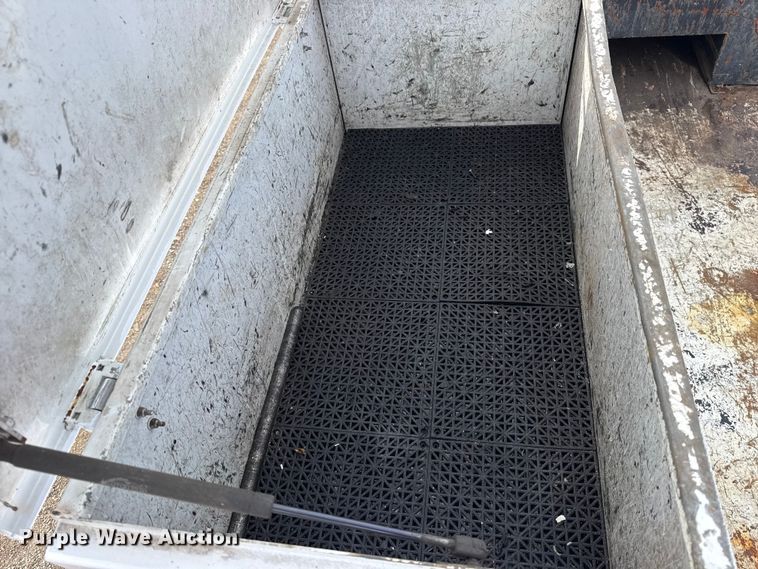 image for item EG2007 2014 Freightliner 108SD crane truck