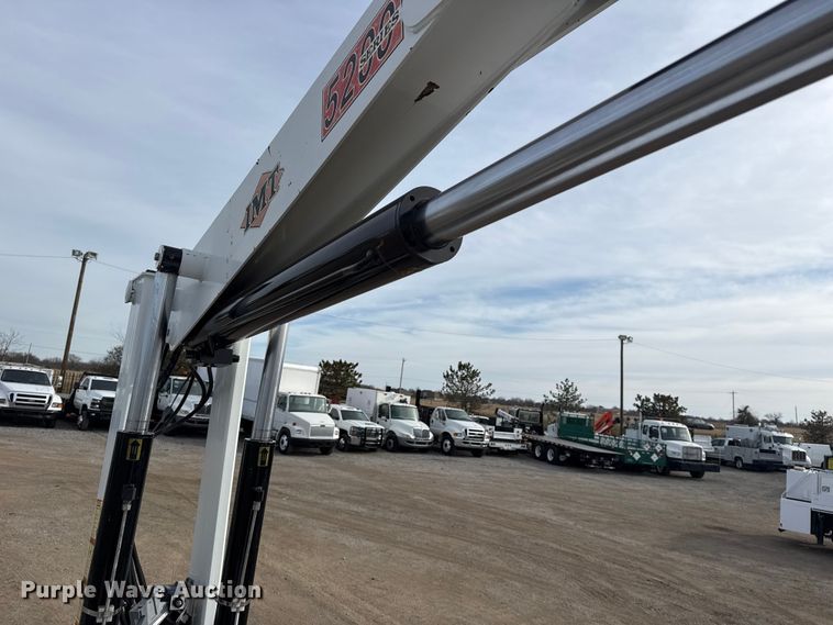 image for item EG2007 2014 Freightliner 108SD crane truck