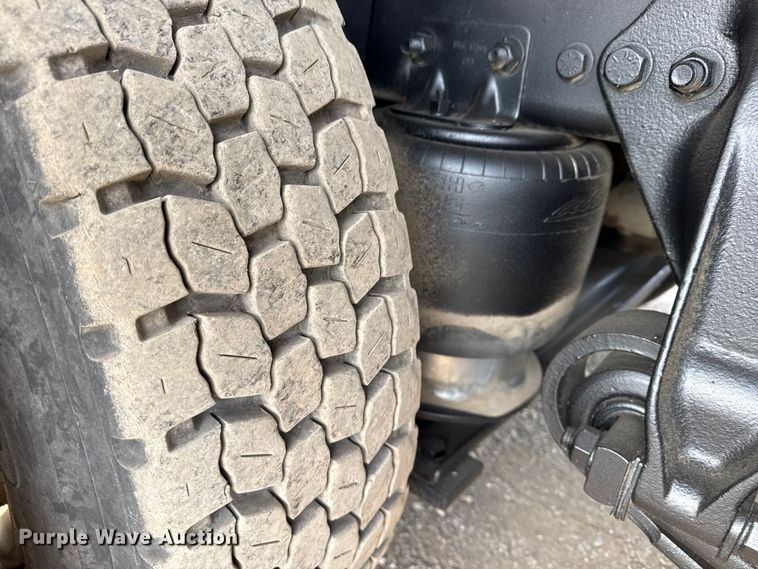 image for item EG2007 2014 Freightliner 108SD crane truck