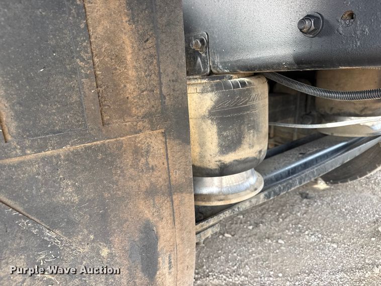 image for item EG2007 2014 Freightliner 108SD crane truck