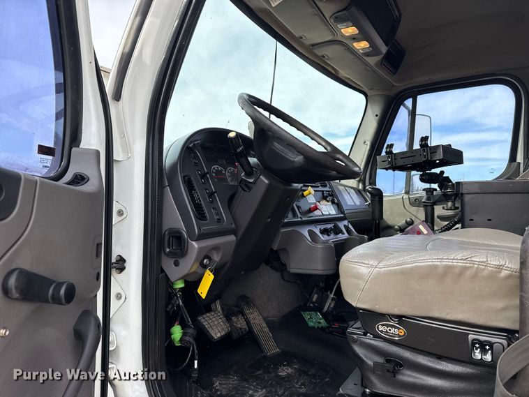 image for item EG2007 2014 Freightliner 108SD crane truck