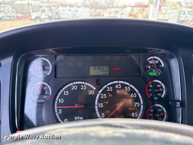 image for item EG2007 2014 Freightliner 108SD crane truck