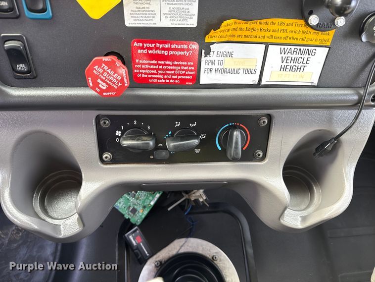 image for item EG2007 2014 Freightliner 108SD crane truck