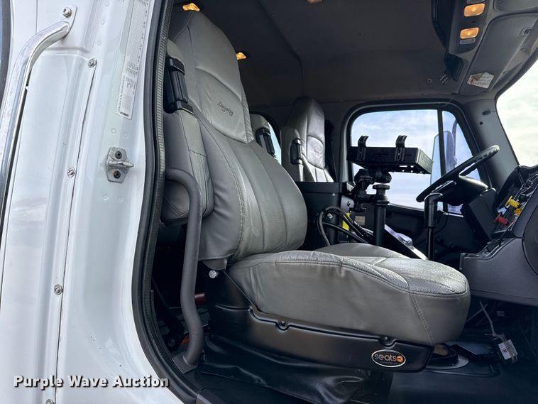 image for item EG2007 2014 Freightliner 108SD crane truck