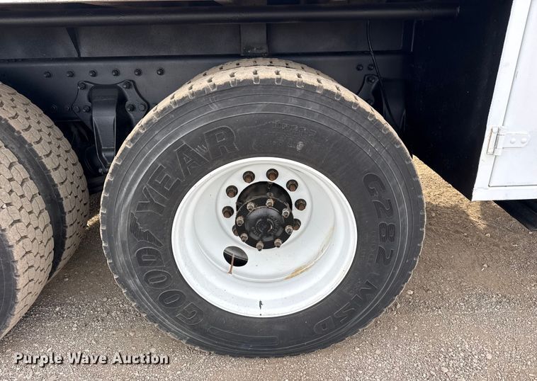 image for item EG2007 2014 Freightliner 108SD crane truck