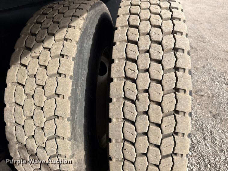 image for item EG2007 2014 Freightliner 108SD crane truck