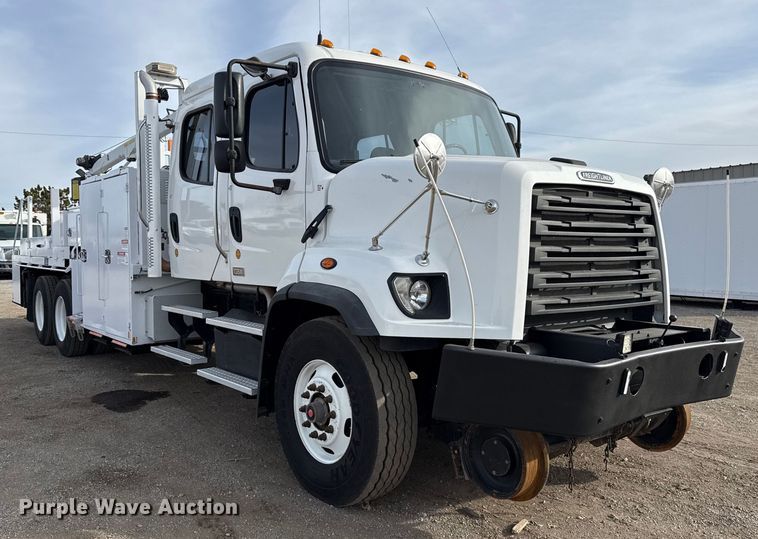 image for item EG2008 2016 Freightliner 108SD crane truck