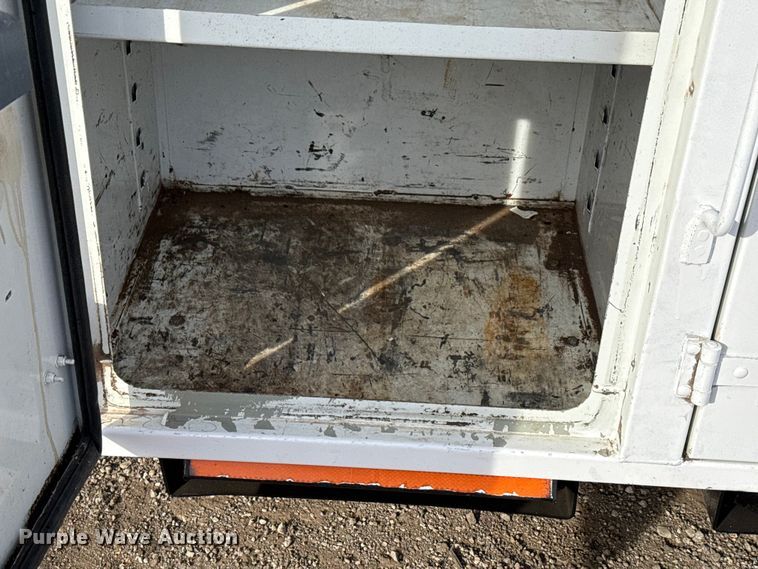 image for item EG2008 2016 Freightliner 108SD crane truck