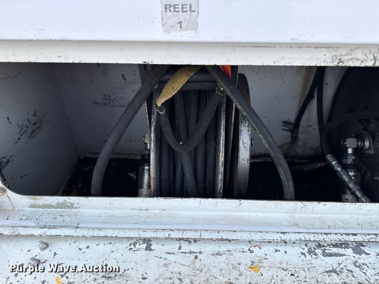 image for item EG2008 2016 Freightliner 108SD crane truck