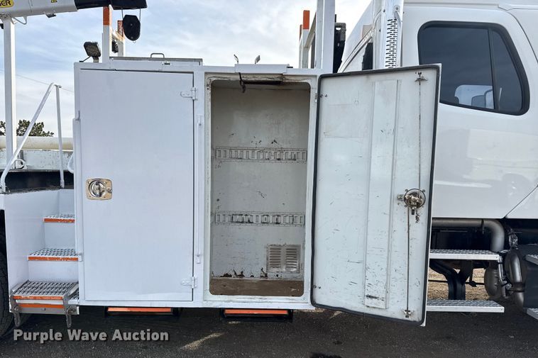 image for item EG2008 2016 Freightliner 108SD crane truck