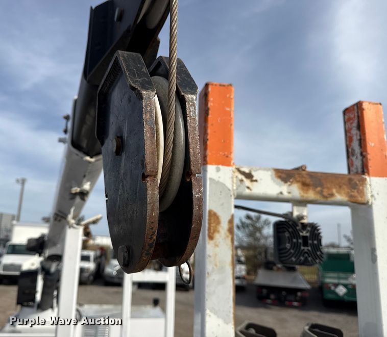 image for item EG2008 2016 Freightliner 108SD crane truck