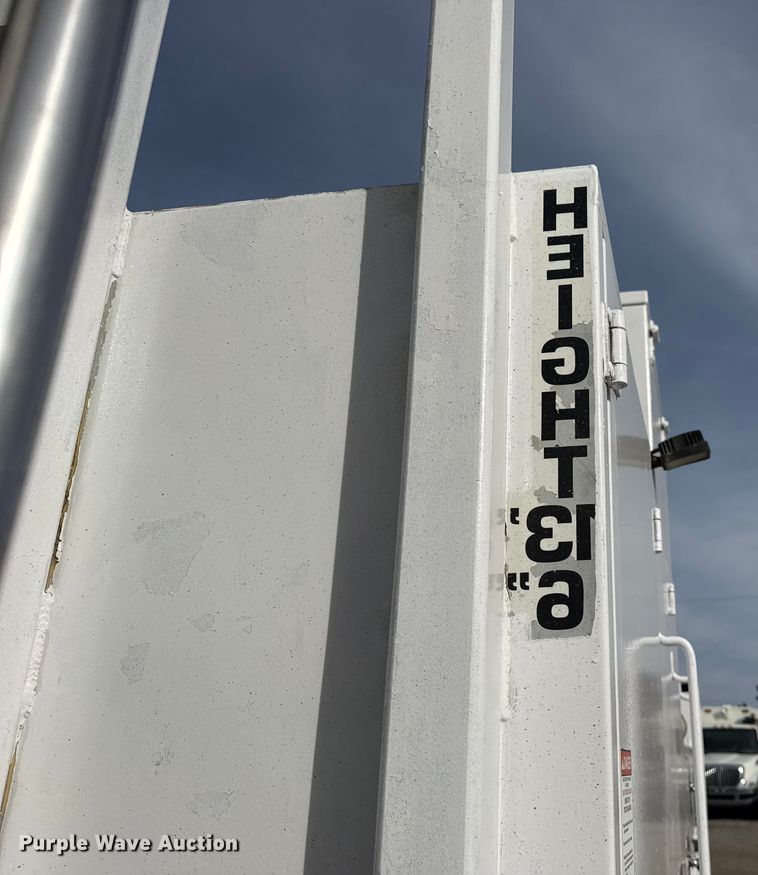 image for item EG2008 2016 Freightliner 108SD crane truck