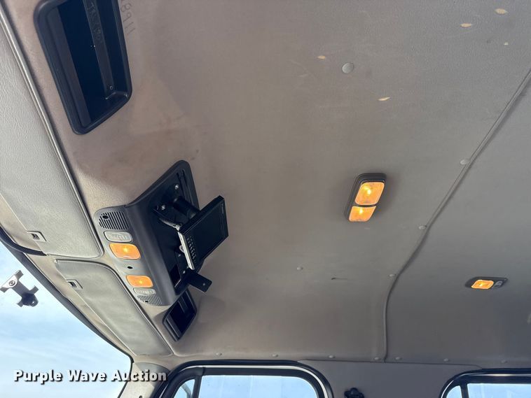 image for item EG2008 2016 Freightliner 108SD crane truck