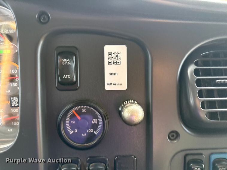 image for item EG2008 2016 Freightliner 108SD crane truck