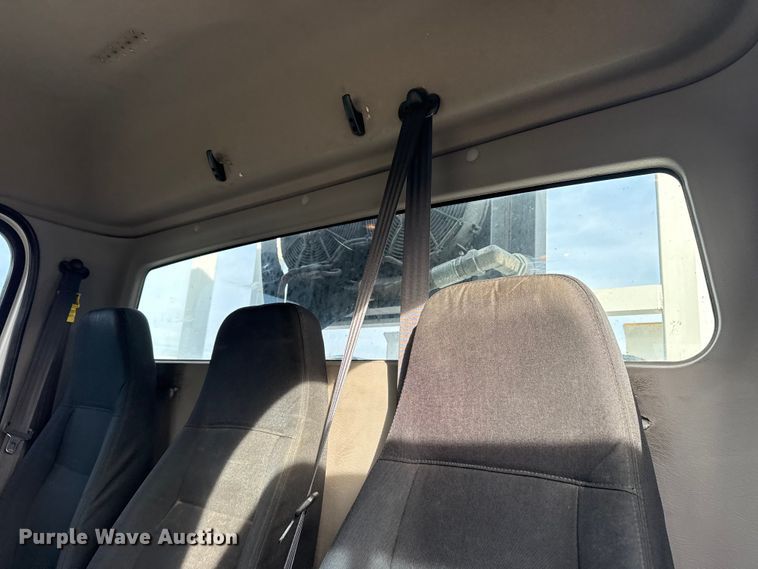 image for item EG2008 2016 Freightliner 108SD crane truck