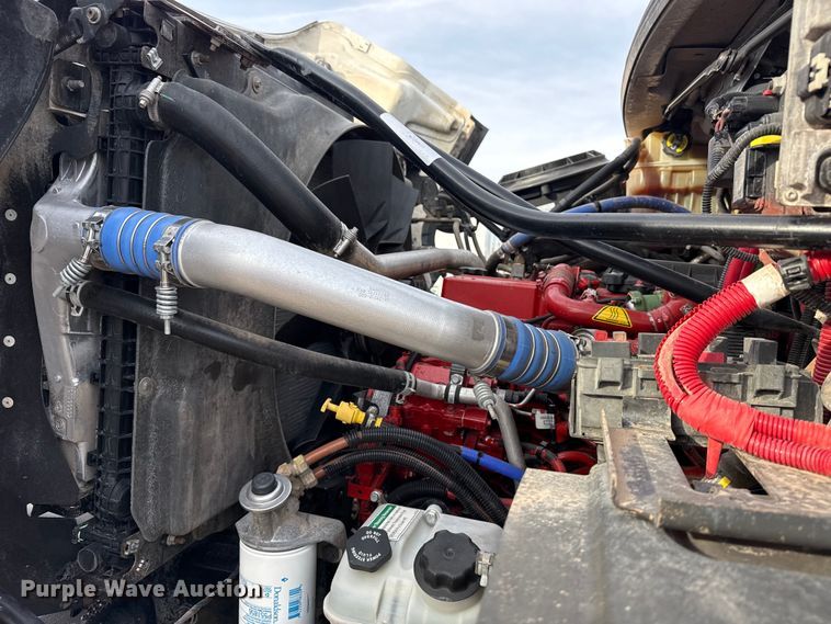 image for item EG2008 2016 Freightliner 108SD crane truck