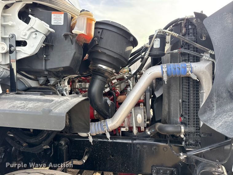 image for item EG2008 2016 Freightliner 108SD crane truck