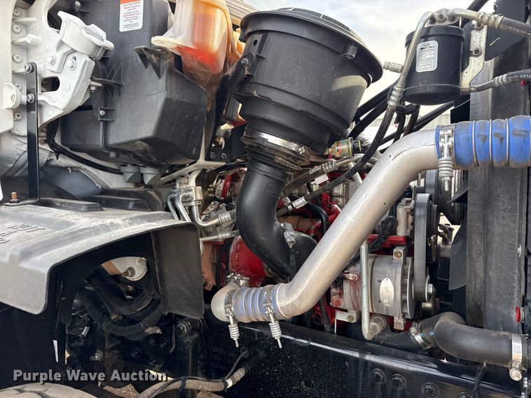 image for item EG2008 2016 Freightliner 108SD crane truck