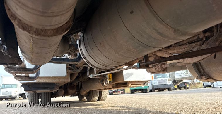 image for item EG2008 2016 Freightliner 108SD crane truck