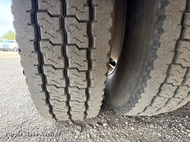 image for item EG2008 2016 Freightliner 108SD crane truck