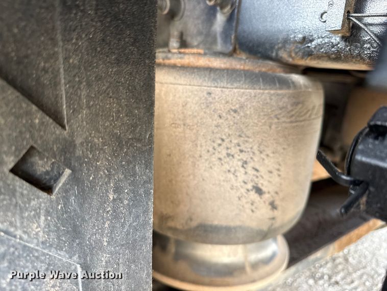 image for item EG2008 2016 Freightliner 108SD crane truck