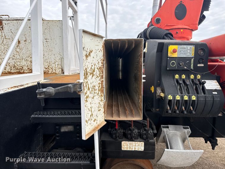 image for item EG2012 2007 Freightliner Business Class M2 Crew Cab crane truck