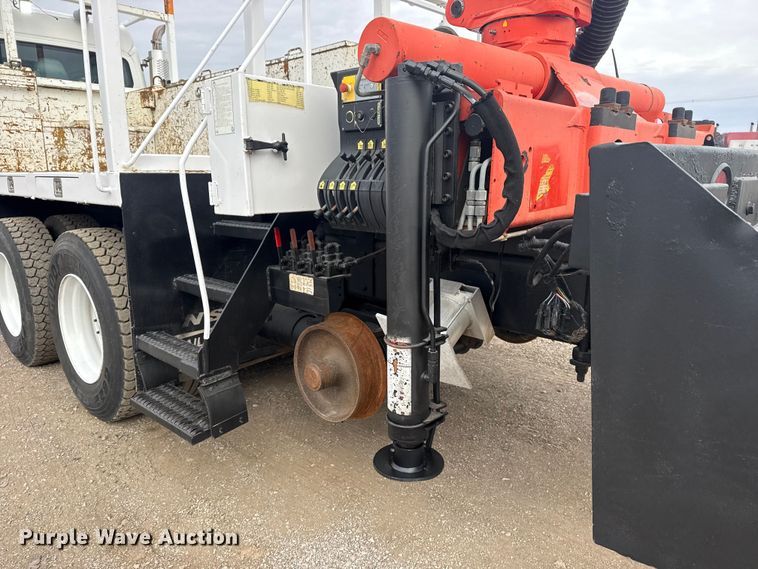 image for item EG2012 2007 Freightliner Business Class M2 Crew Cab crane truck