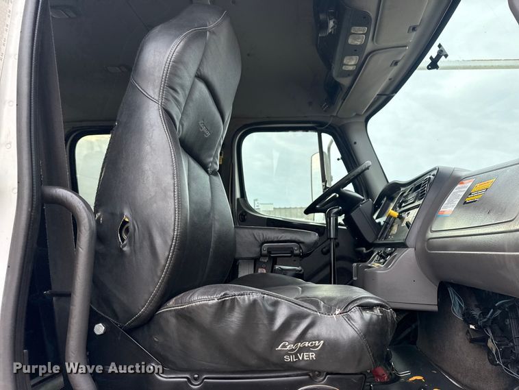 image for item EG2012 2007 Freightliner Business Class M2 Crew Cab crane truck