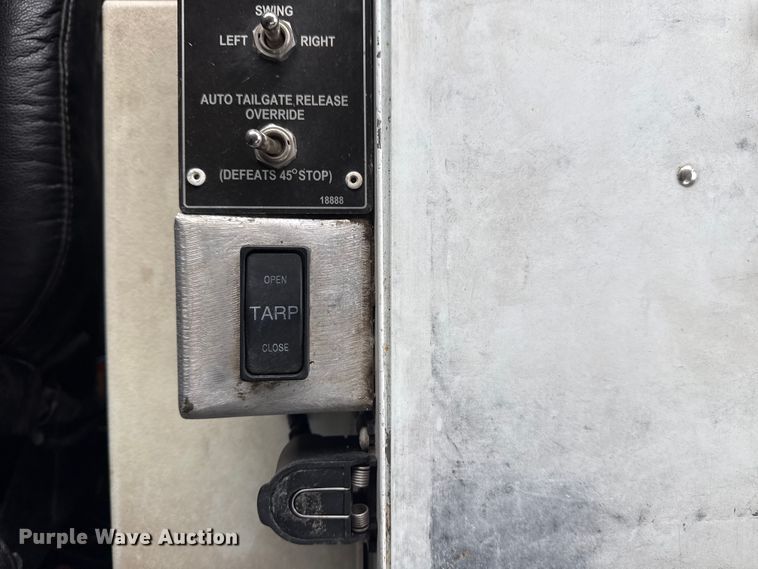 image for item EG2013 2012 Freightliner Business Class M2 crane truck