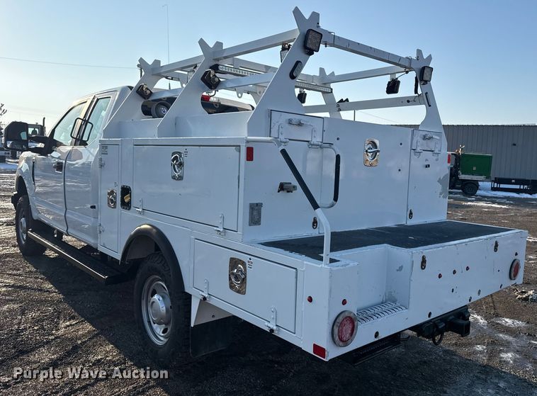 image for item EG2018 2017 Ford F250 Super Duty XL Ext. Cab utility bed pickup truck