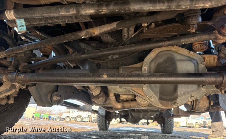 image for item EG2018 2017 Ford F250 Super Duty XL Ext. Cab utility bed pickup truck