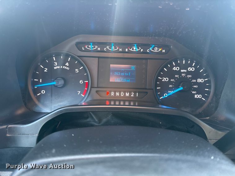 image for item EG2018 2017 Ford F250 Super Duty XL Ext. Cab utility bed pickup truck